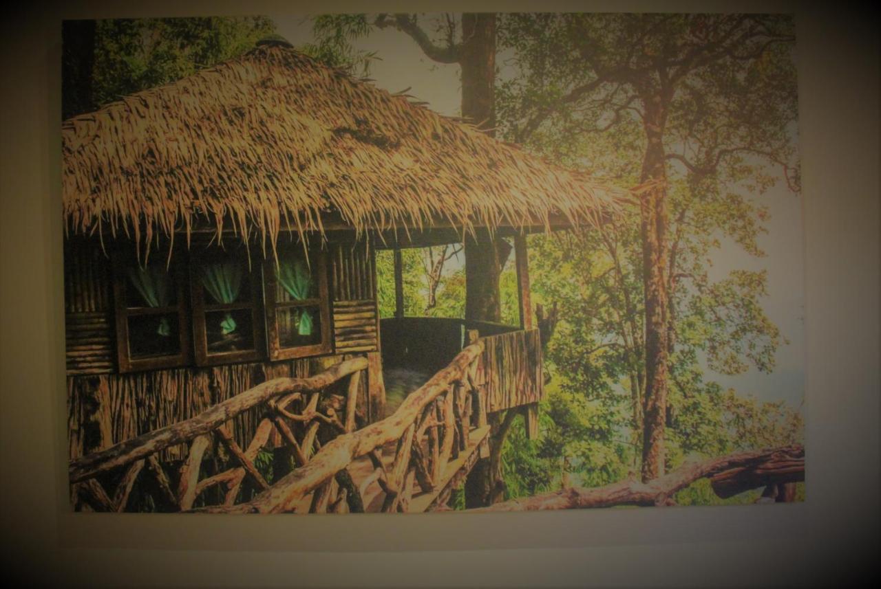 Treehouse Suites - Boutique Serviced Apartment Jacarta Exterior foto